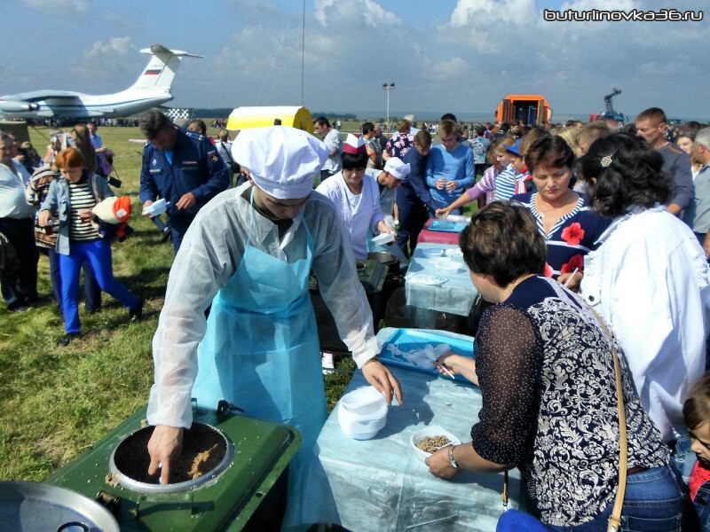 Аэродром Бутурлиновка. Выставка авиатехники