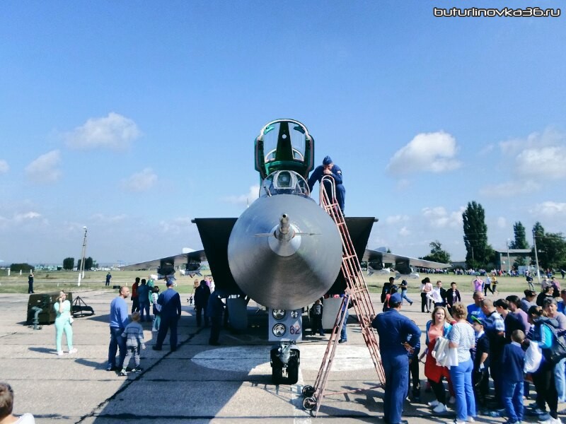 Аэродром Бутурлиновка. Выставка авиатехники