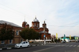 Въезд на пл. Воли