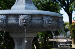 Фонтан в парке