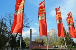 Праздничные флаги ко Дню Победы
